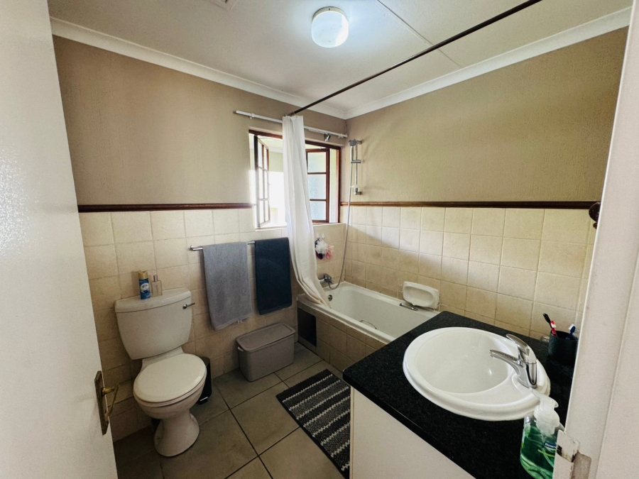 2 Bedroom Property for Sale in Olympus AH Gauteng