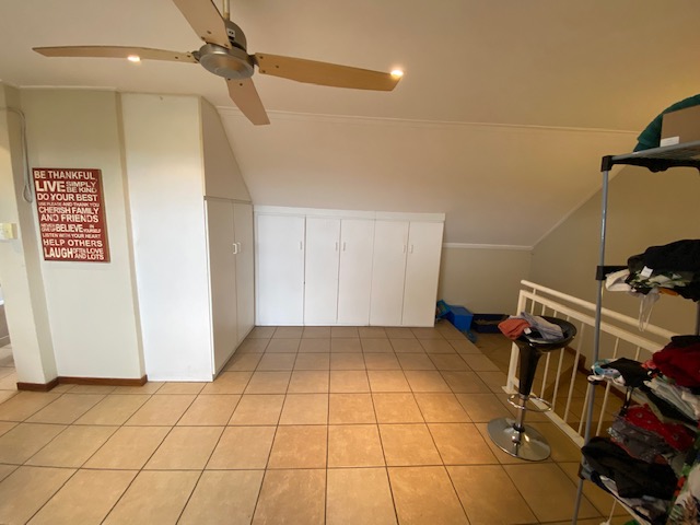 1 Bedroom Property for Sale in Olympus AH Gauteng