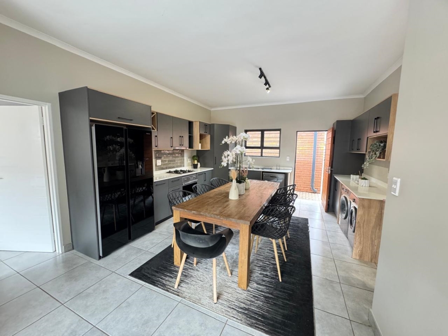 3 Bedroom Property for Sale in Olympus AH Gauteng