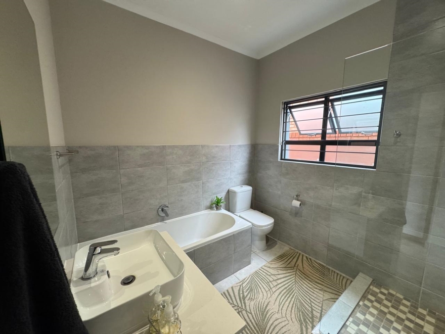 3 Bedroom Property for Sale in Olympus AH Gauteng