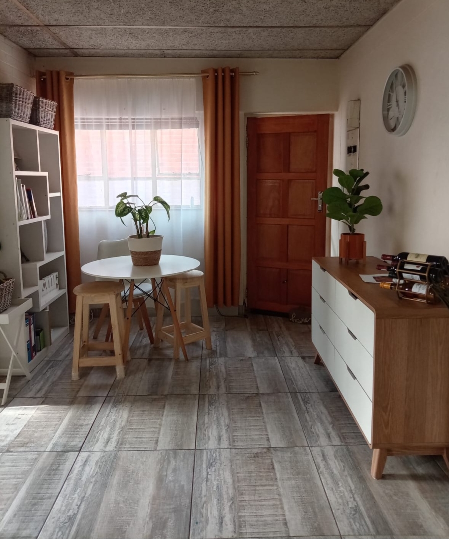 2 Bedroom Property for Sale in Kempton Park Central Gauteng