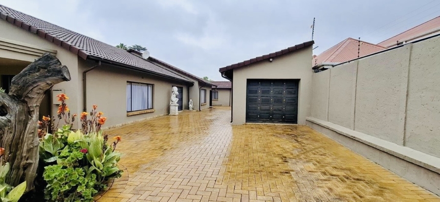 3 Bedroom Property for Sale in Primrose Gauteng