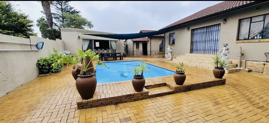 3 Bedroom Property for Sale in Primrose Gauteng