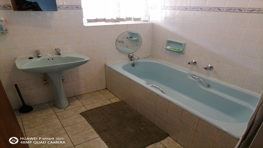 3 Bedroom Property for Sale in Vanderbijlpark SE 7 Gauteng