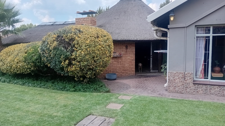 4 Bedroom Property for Sale in Bedworth Park Gauteng
