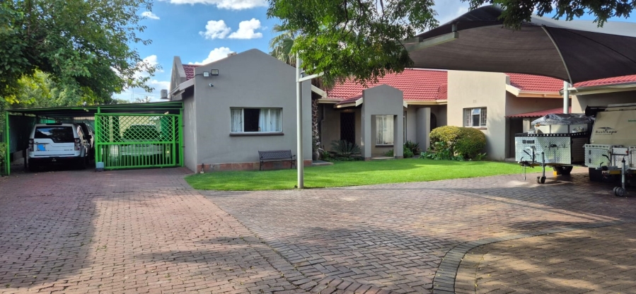 4 Bedroom Property for Sale in Bedworth Park Gauteng