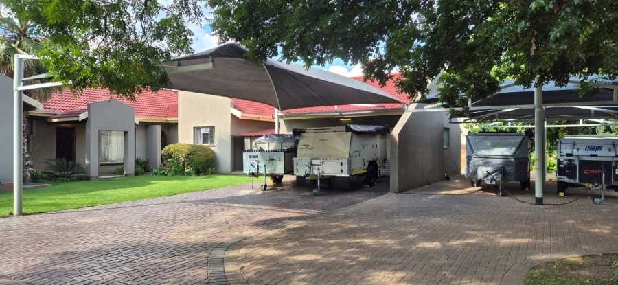 4 Bedroom Property for Sale in Bedworth Park Gauteng