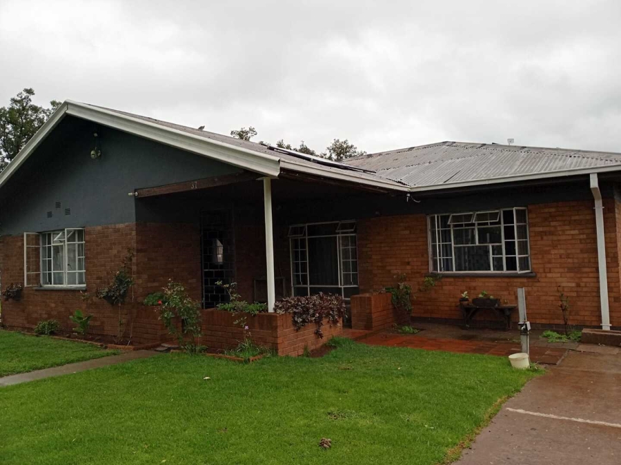 4 Bedroom Property for Sale in Vanderbijlpark Cw 6 Gauteng