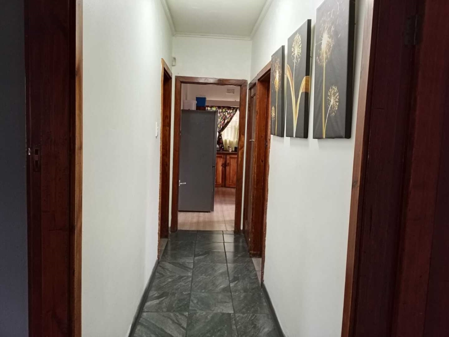 4 Bedroom Property for Sale in Vanderbijlpark Cw 6 Gauteng