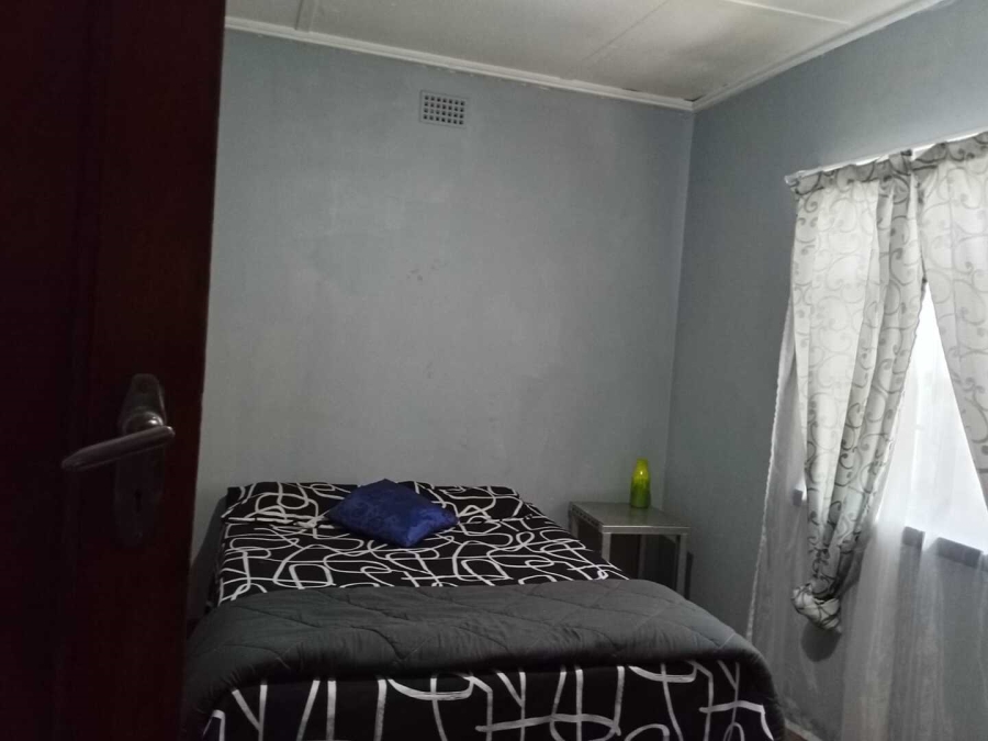 4 Bedroom Property for Sale in Vanderbijlpark Cw 6 Gauteng