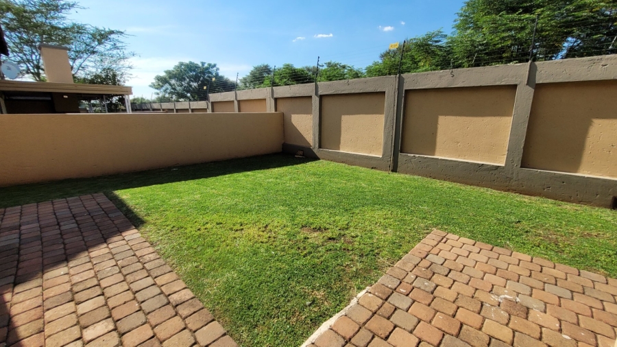3 Bedroom Property for Sale in Annlin Gauteng