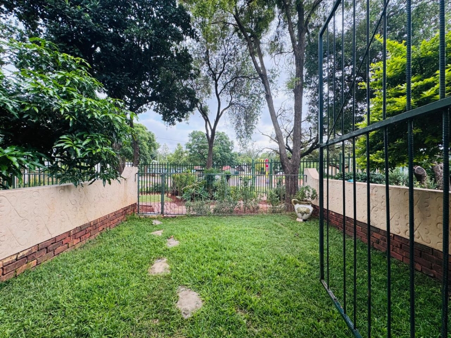 3 Bedroom Property for Sale in Sinoville Gauteng