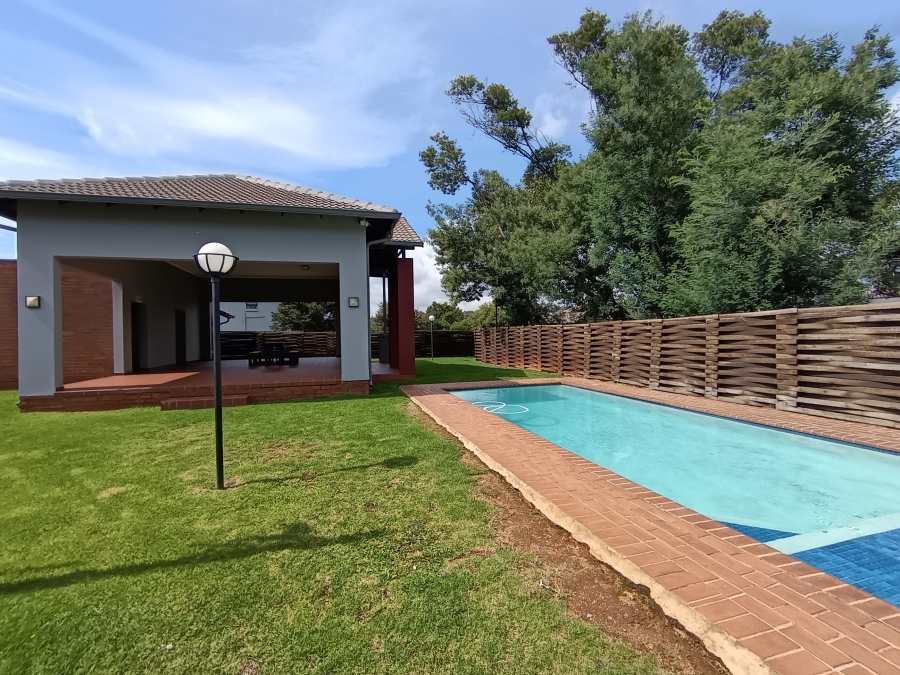 2 Bedroom Property for Sale in Gleneagles Gauteng