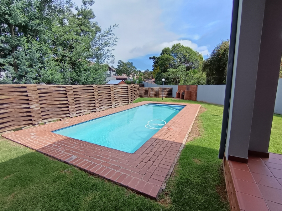 2 Bedroom Property for Sale in Gleneagles Gauteng