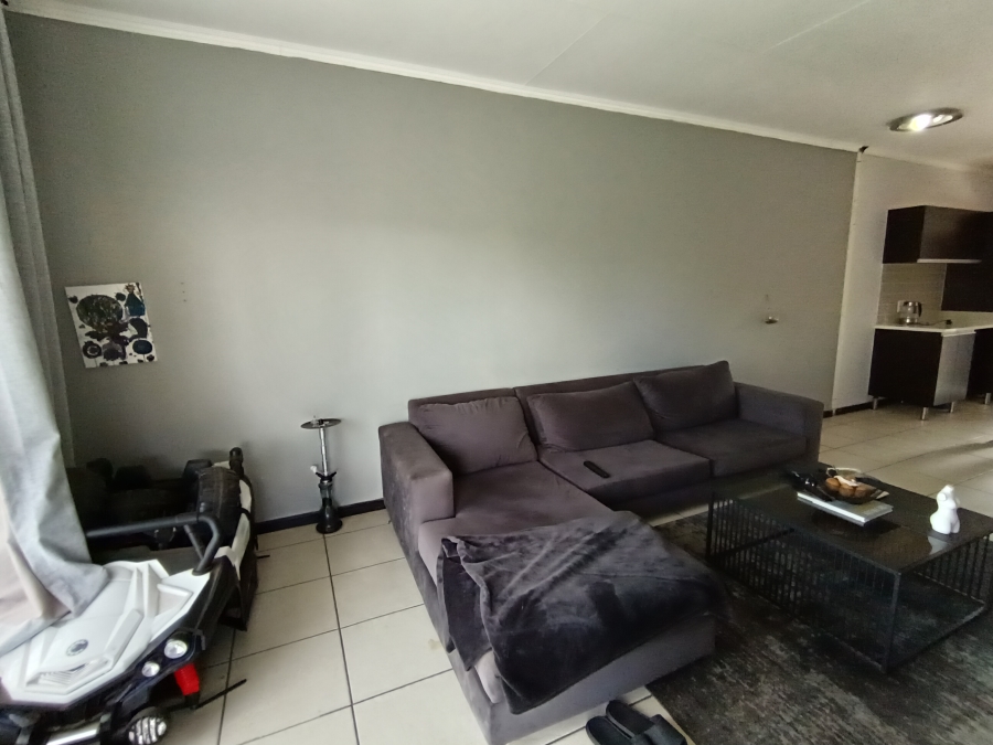 2 Bedroom Property for Sale in Gleneagles Gauteng