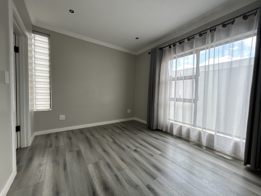 3 Bedroom Property for Sale in Rynfield Gauteng