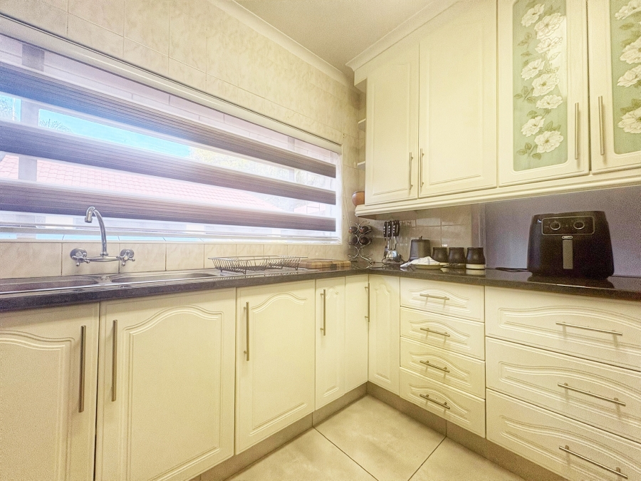 3 Bedroom Property for Sale in Boekenhoutskloof and surround Gauteng