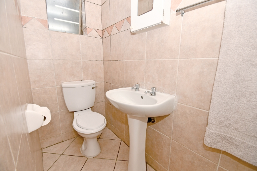 2 Bedroom Property for Sale in Noordhang Gauteng