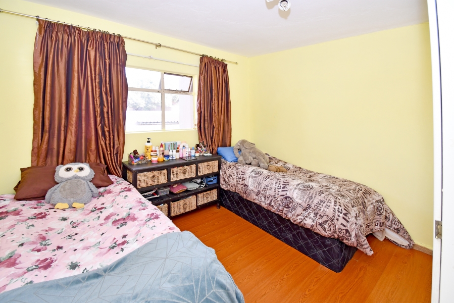 2 Bedroom Property for Sale in Noordhang Gauteng