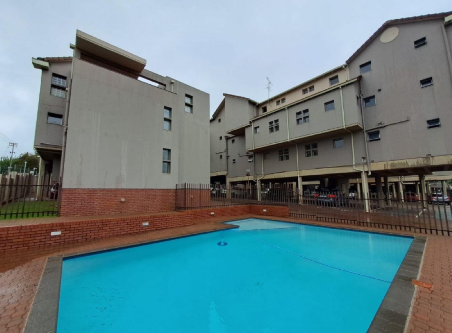 2 Bedroom Property for Sale in Glenanda Gauteng