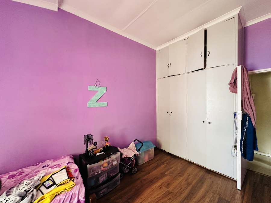 6 Bedroom Property for Sale in Parkhill Gardens Gauteng