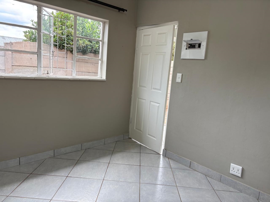 To Let 1 Bedroom Property for Rent in Wonderboom South Gauteng