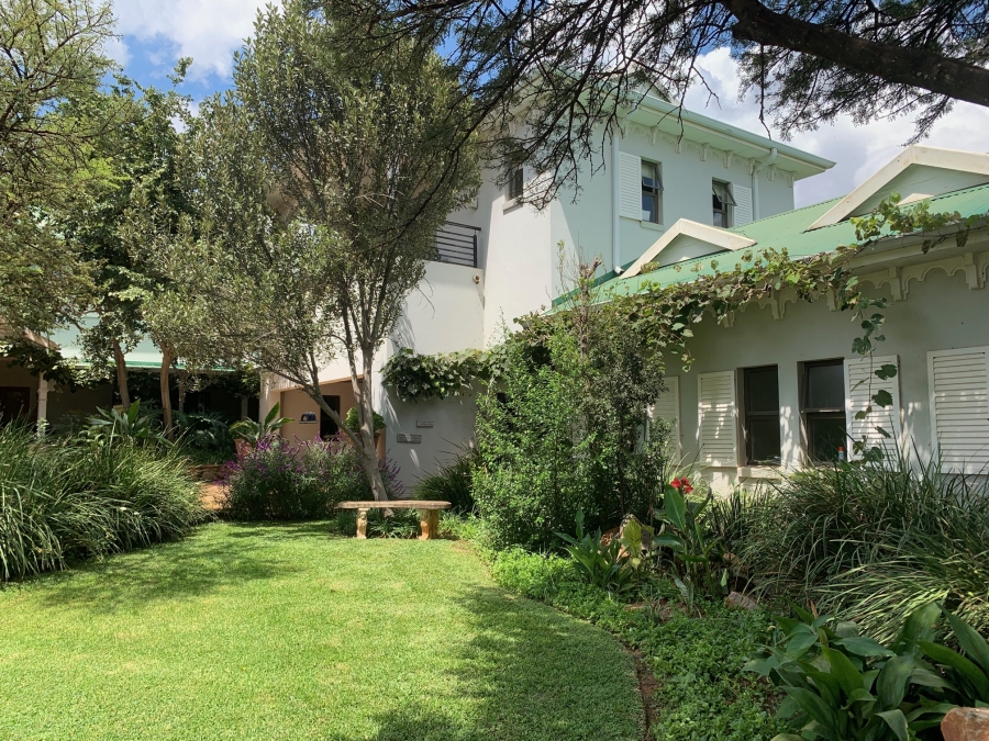 To Let 1 Bedroom Property for Rent in Silver Lakes Golf Estate Gauteng