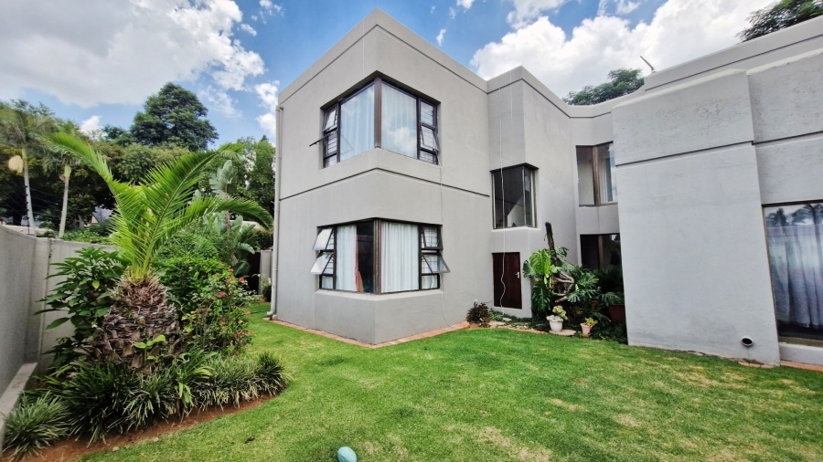 4 Bedroom Property for Sale in Glen Atholl Gauteng