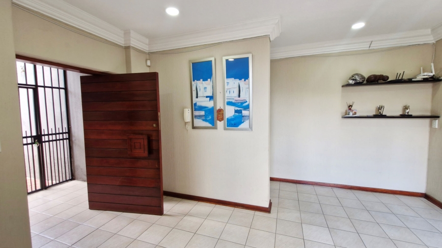 4 Bedroom Property for Sale in Glen Atholl Gauteng