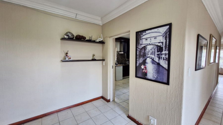 4 Bedroom Property for Sale in Glen Atholl Gauteng