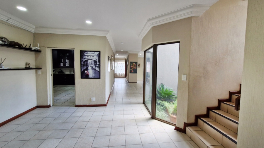 4 Bedroom Property for Sale in Glen Atholl Gauteng