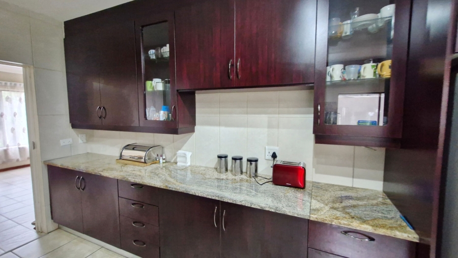 4 Bedroom Property for Sale in Glen Atholl Gauteng