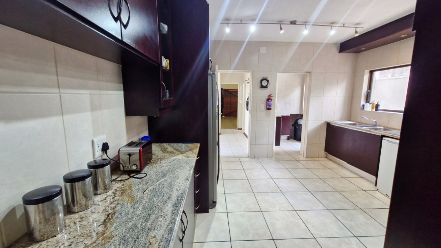 4 Bedroom Property for Sale in Glen Atholl Gauteng