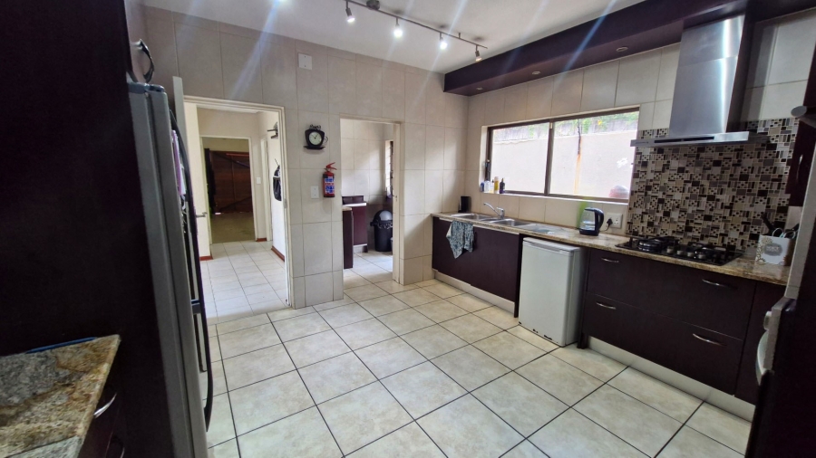 4 Bedroom Property for Sale in Glen Atholl Gauteng