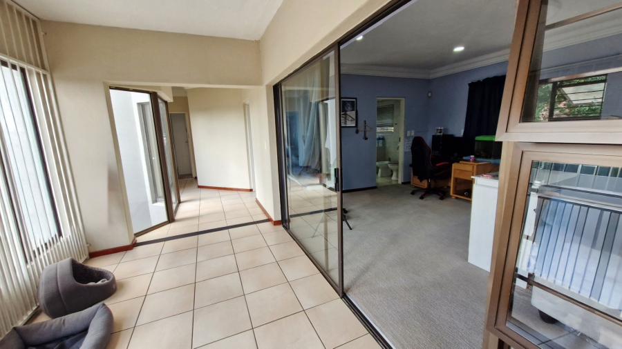 4 Bedroom Property for Sale in Glen Atholl Gauteng