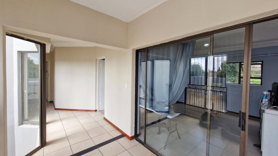 4 Bedroom Property for Sale in Glen Atholl Gauteng