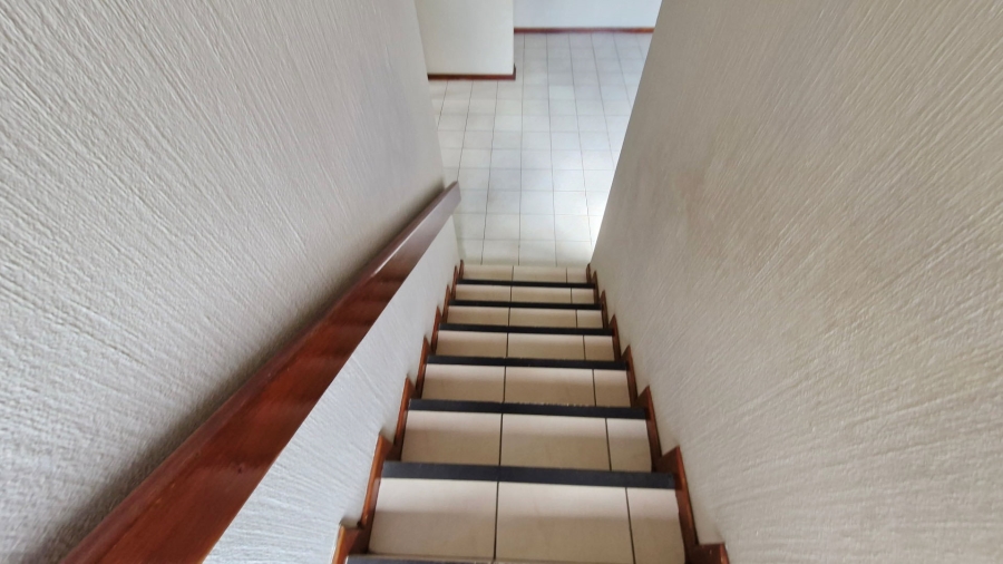 4 Bedroom Property for Sale in Glen Atholl Gauteng