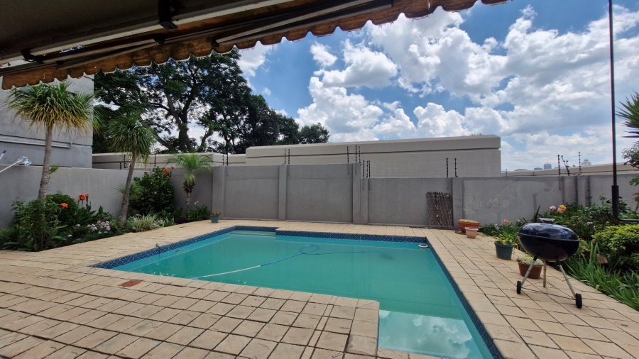 4 Bedroom Property for Sale in Glen Atholl Gauteng