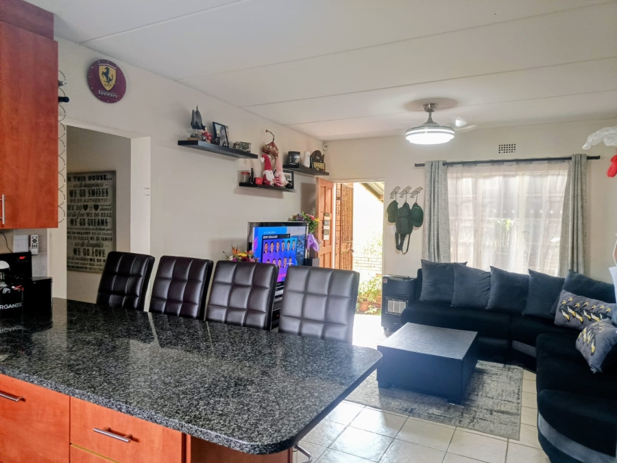 3 Bedroom Property for Sale in Radiokop Gauteng