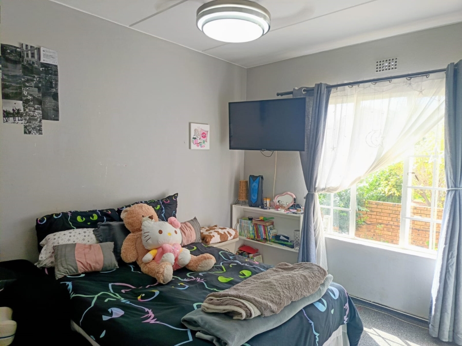 3 Bedroom Property for Sale in Radiokop Gauteng