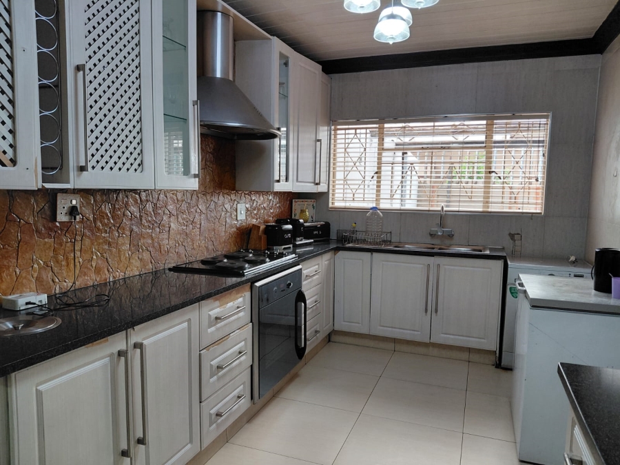 4 Bedroom Property for Sale in Dalpark Gauteng
