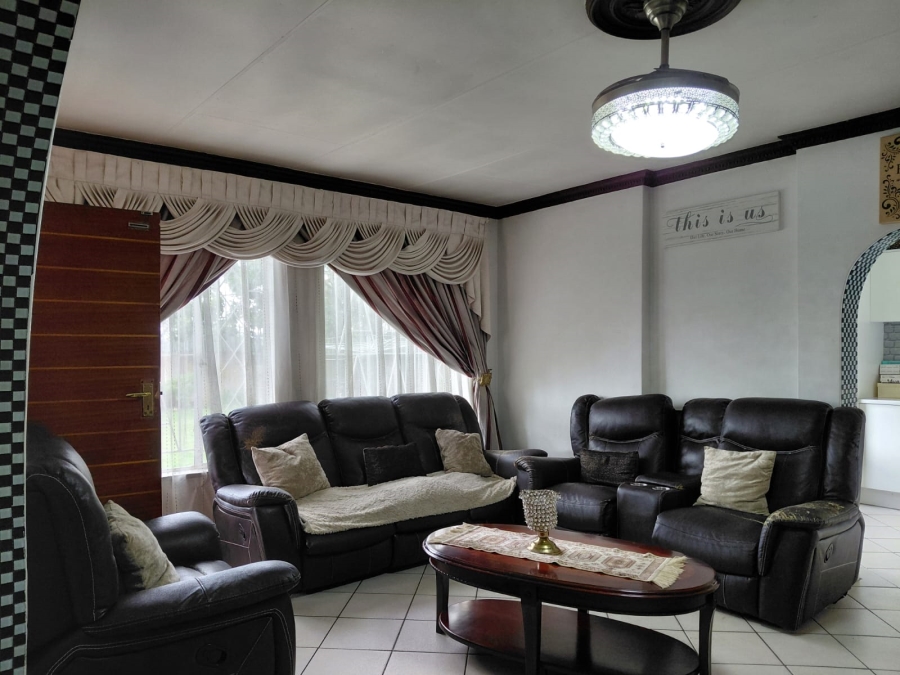 4 Bedroom Property for Sale in Dalpark Gauteng