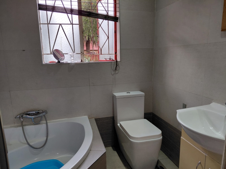 4 Bedroom Property for Sale in Dalpark Gauteng