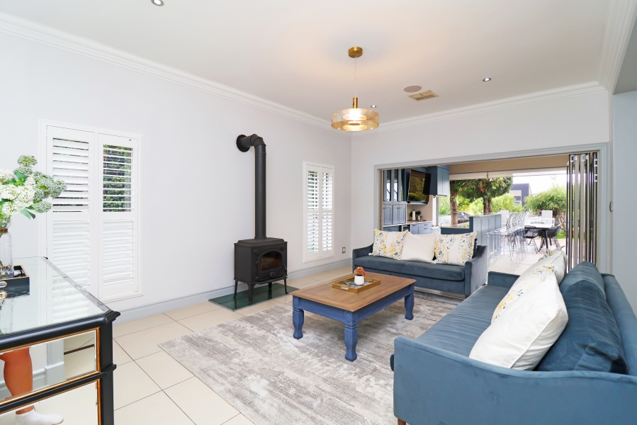 4 Bedroom Property for Sale in Waterfall Country Estate Gauteng