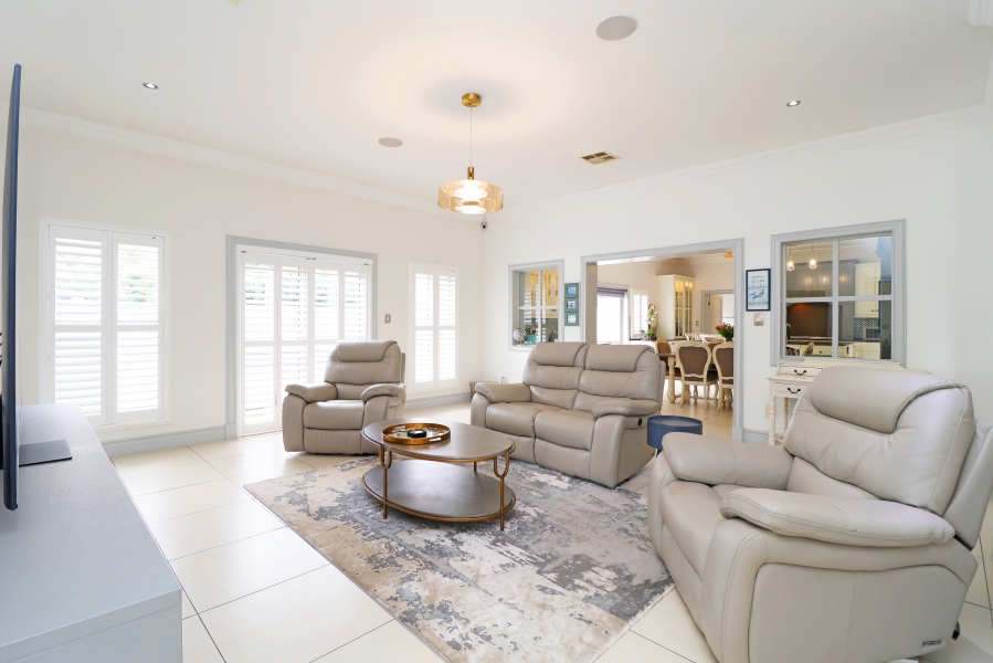 4 Bedroom Property for Sale in Waterfall Country Estate Gauteng