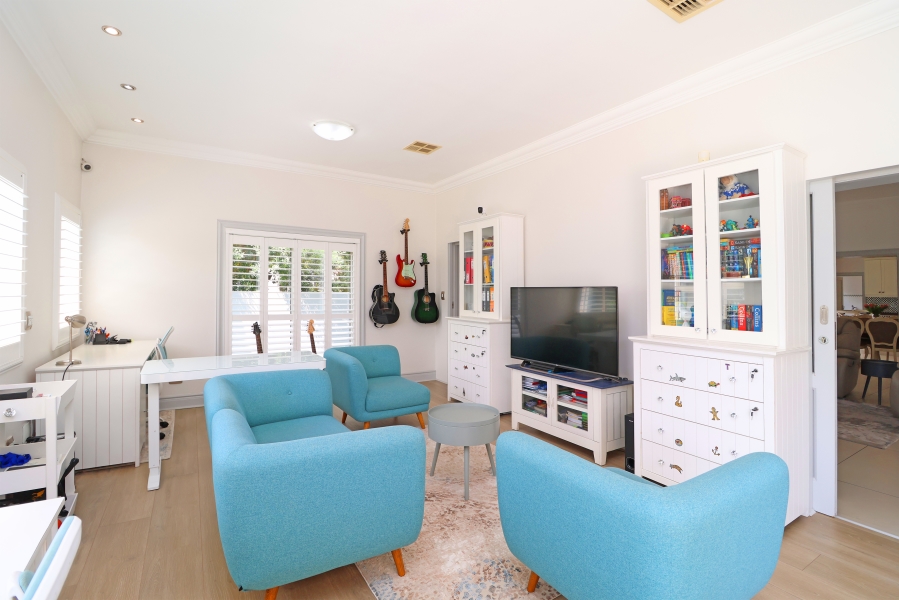 4 Bedroom Property for Sale in Waterfall Country Estate Gauteng