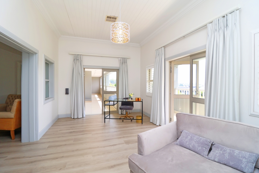 4 Bedroom Property for Sale in Waterfall Country Estate Gauteng