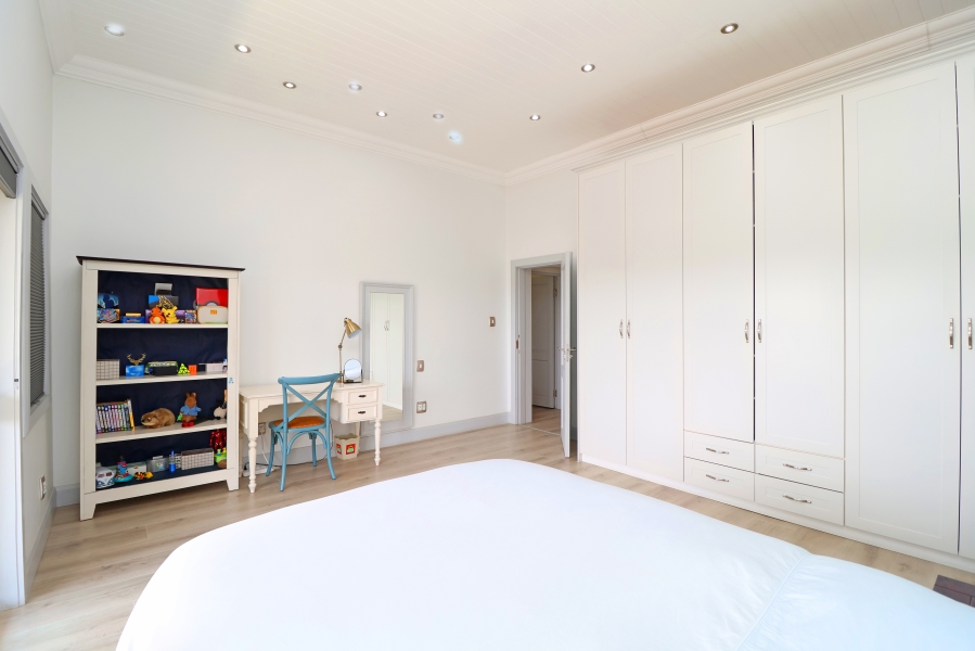 4 Bedroom Property for Sale in Waterfall Country Estate Gauteng