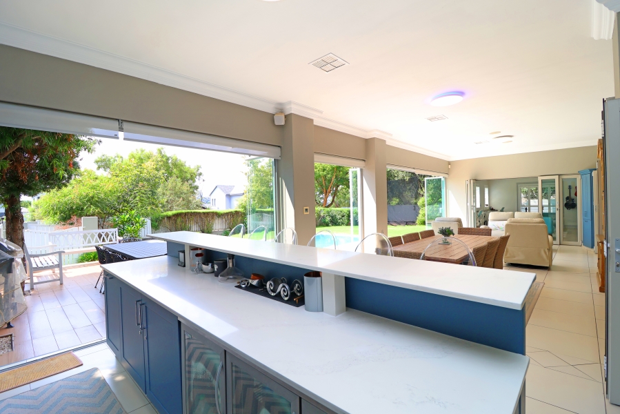 4 Bedroom Property for Sale in Waterfall Country Estate Gauteng