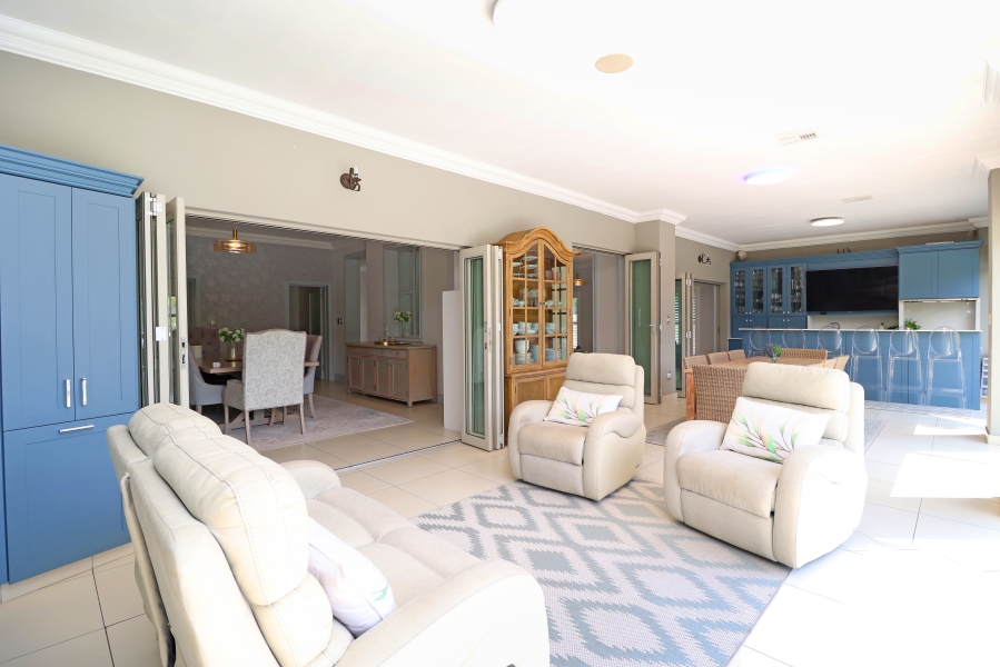 4 Bedroom Property for Sale in Waterfall Country Estate Gauteng